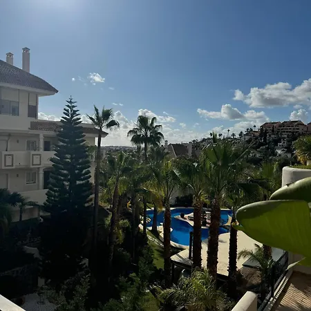 Aloha Hill Club Apartment Marbella